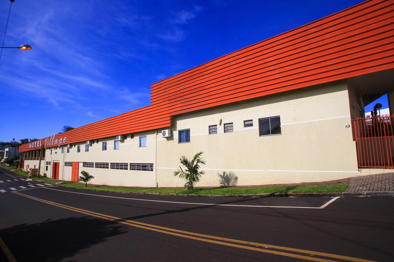Hotel Village Pato Branco Zewnętrze zdjęcie